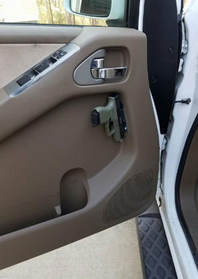 how to hide a gun in a car with a gun magnet on the door